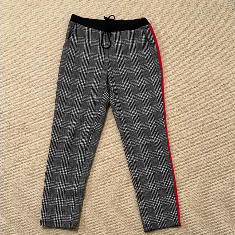 Suzy Shier | Plaid Joggers with Red Side Stripe